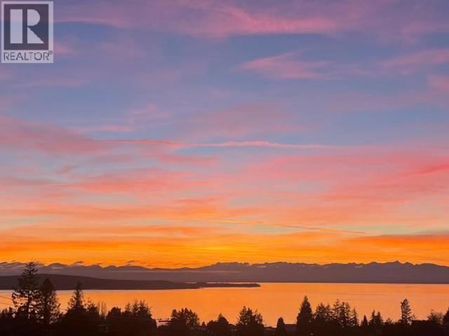 402-7175 DUNCAN STREET