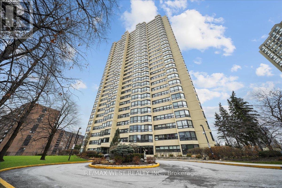 2701 - 8 LISA STREET