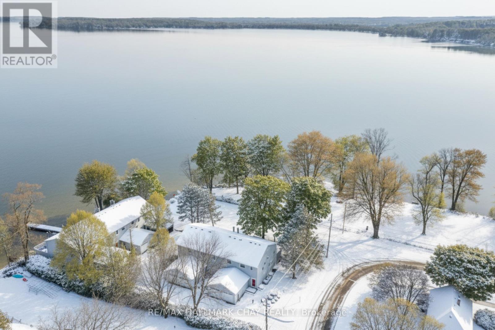 4 - 1 OLIVE CRESCENT