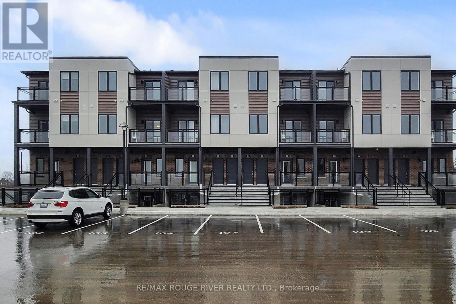 95 - 940 ST DAVID STREET N