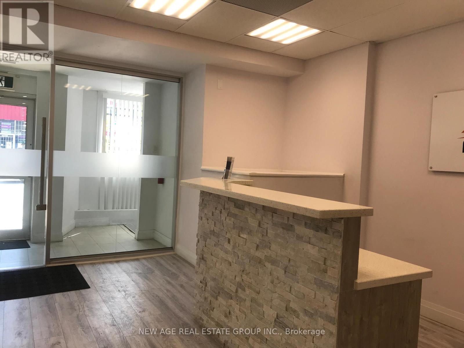 279 KENILWORTH AVENUE N