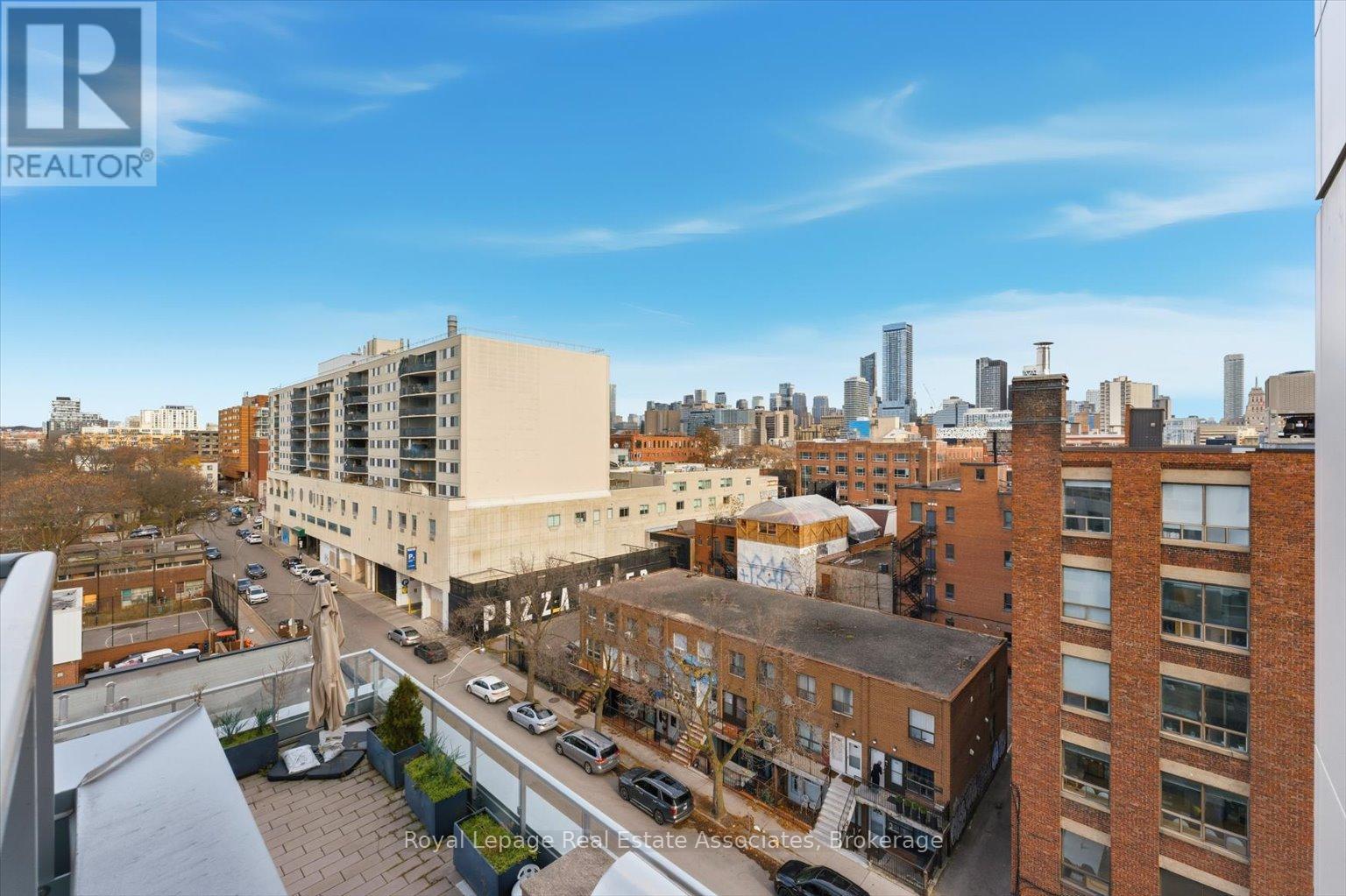 708 - 38 CAMERON STREET