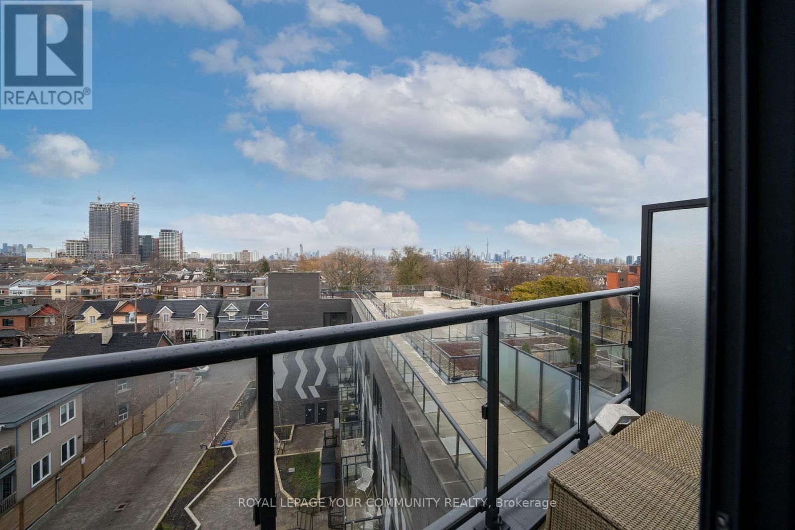 602 - 138 ST. HELENS AVENUE