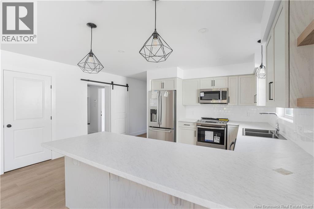 4-14 Terry Fox Drive