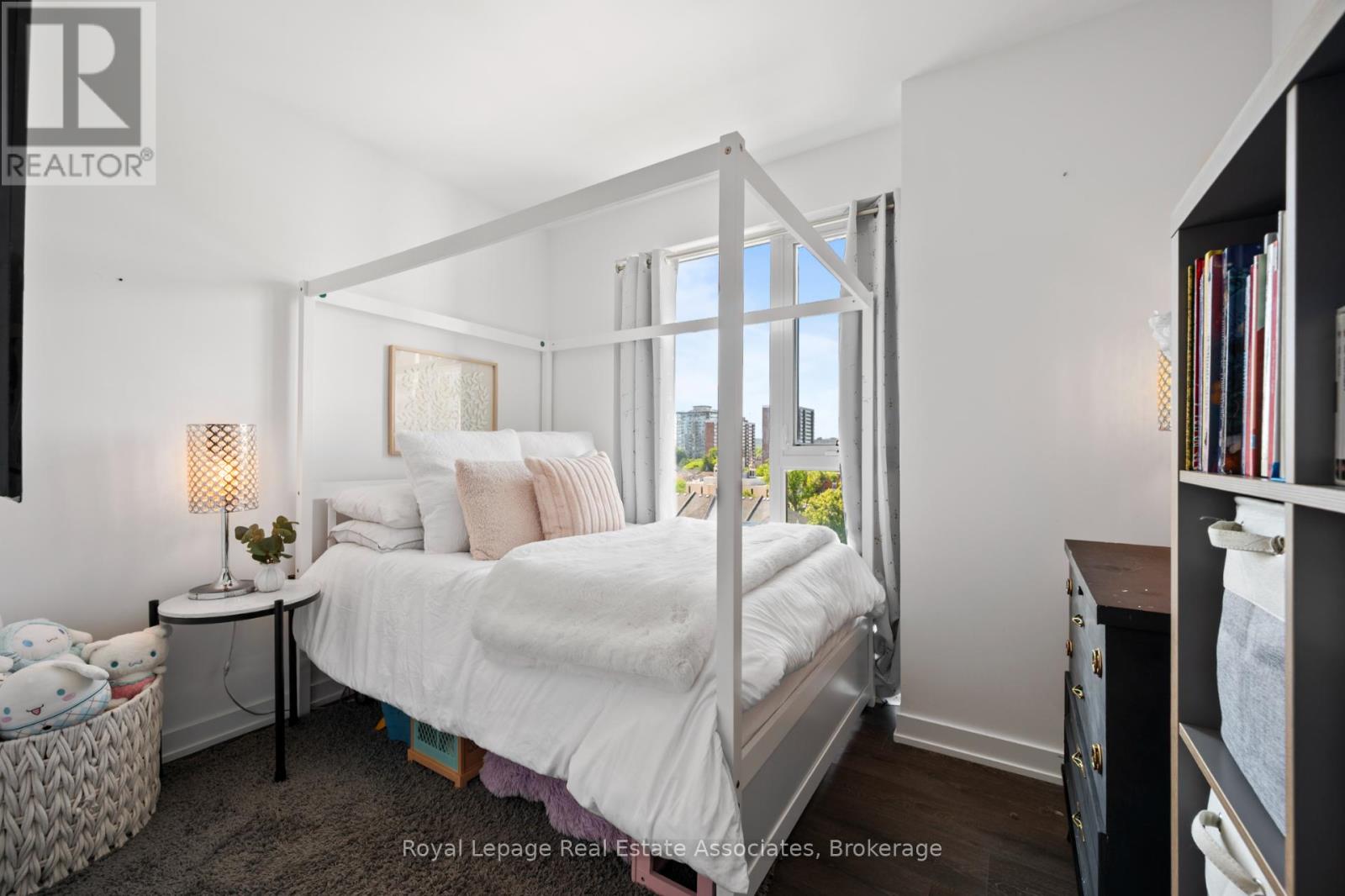 602 - 370 MARTHA STREET