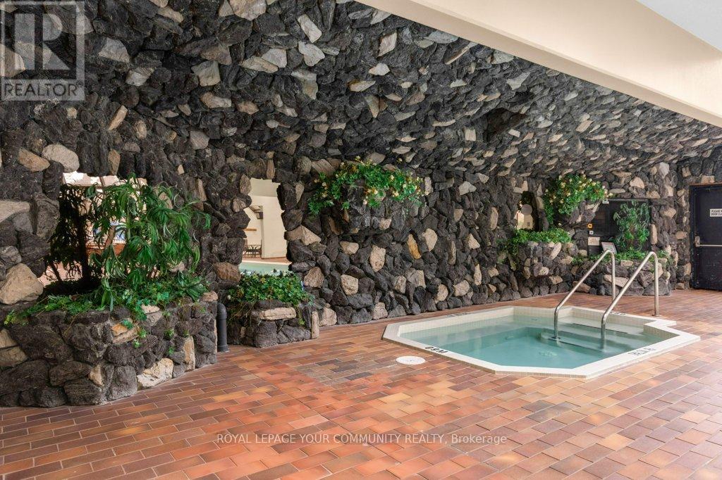 2511 - 2000 ISLINGTON AVENUE