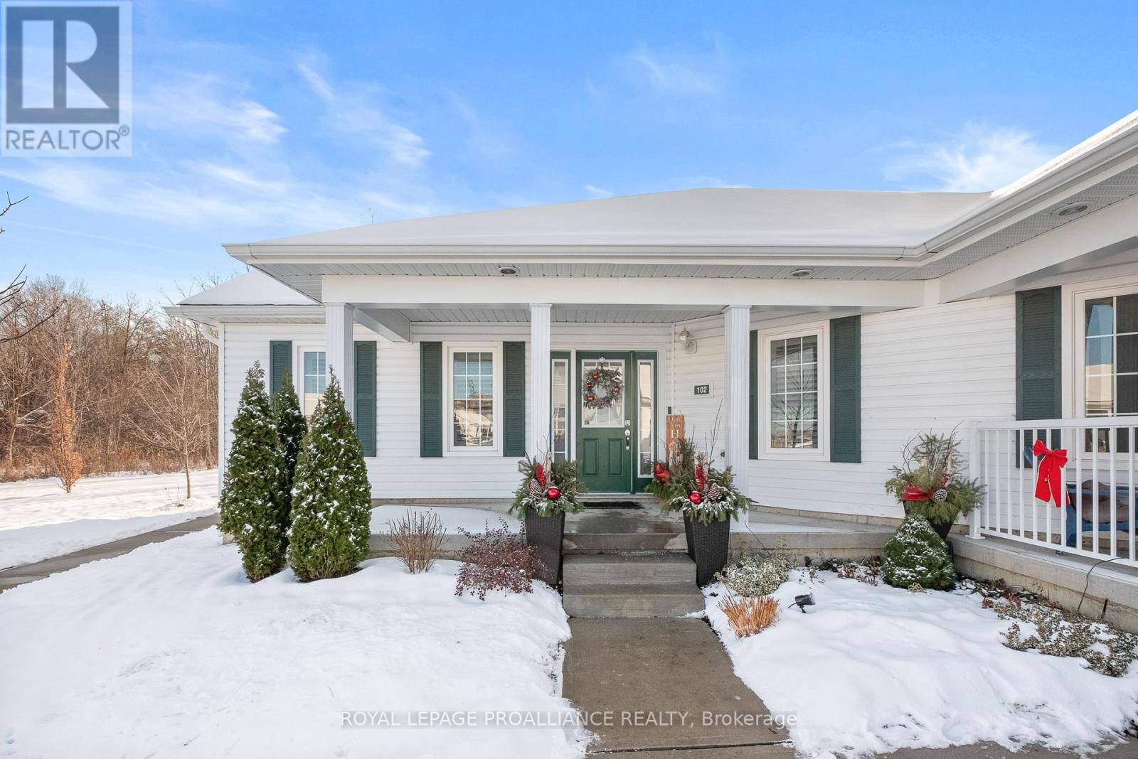 102 - 300 CROFT STREET