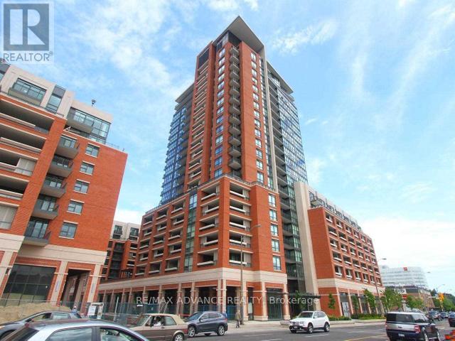 1921 - 800 LAWRENCE AVENUE W