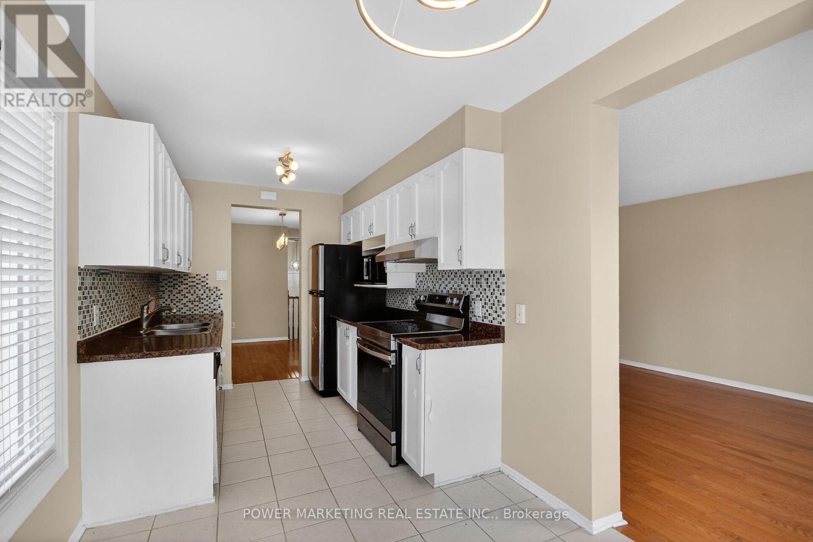 6410 SABLEWOOD PLACE