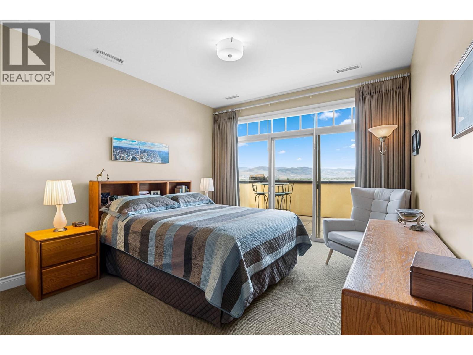 370 Battle Street Unit# 401