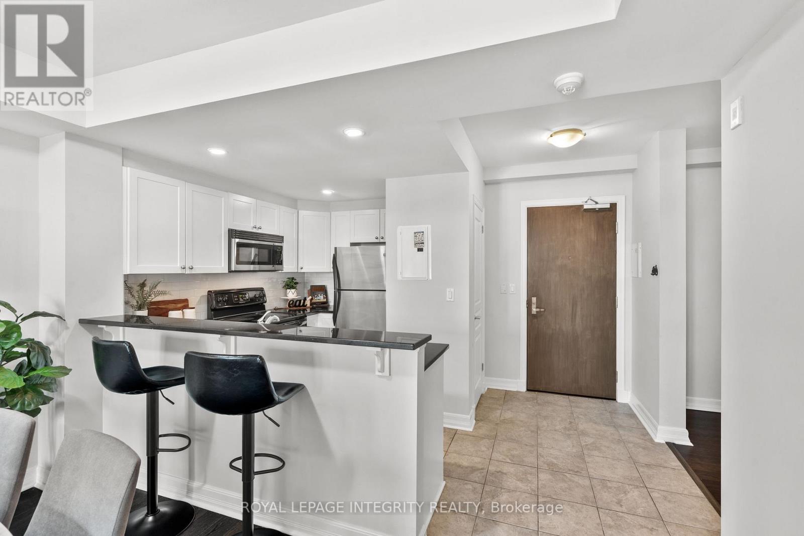 309 - 200 BESSERER STREET N