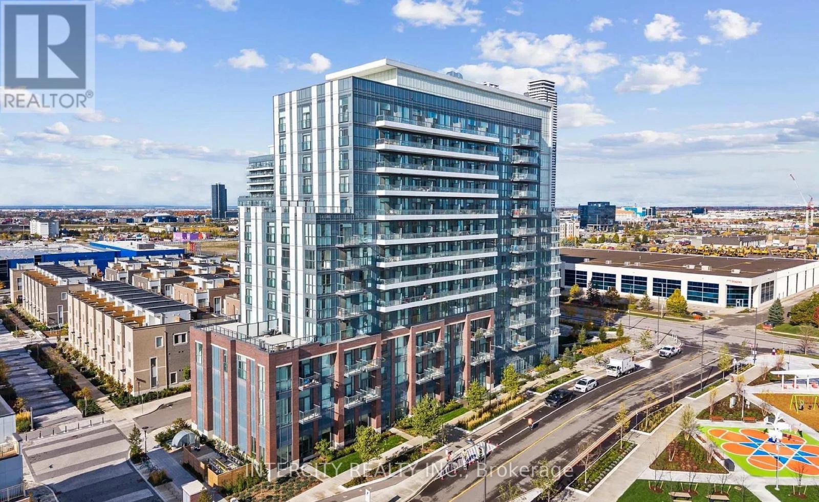 1608 - 60 HONEYCRISP CRESCENT