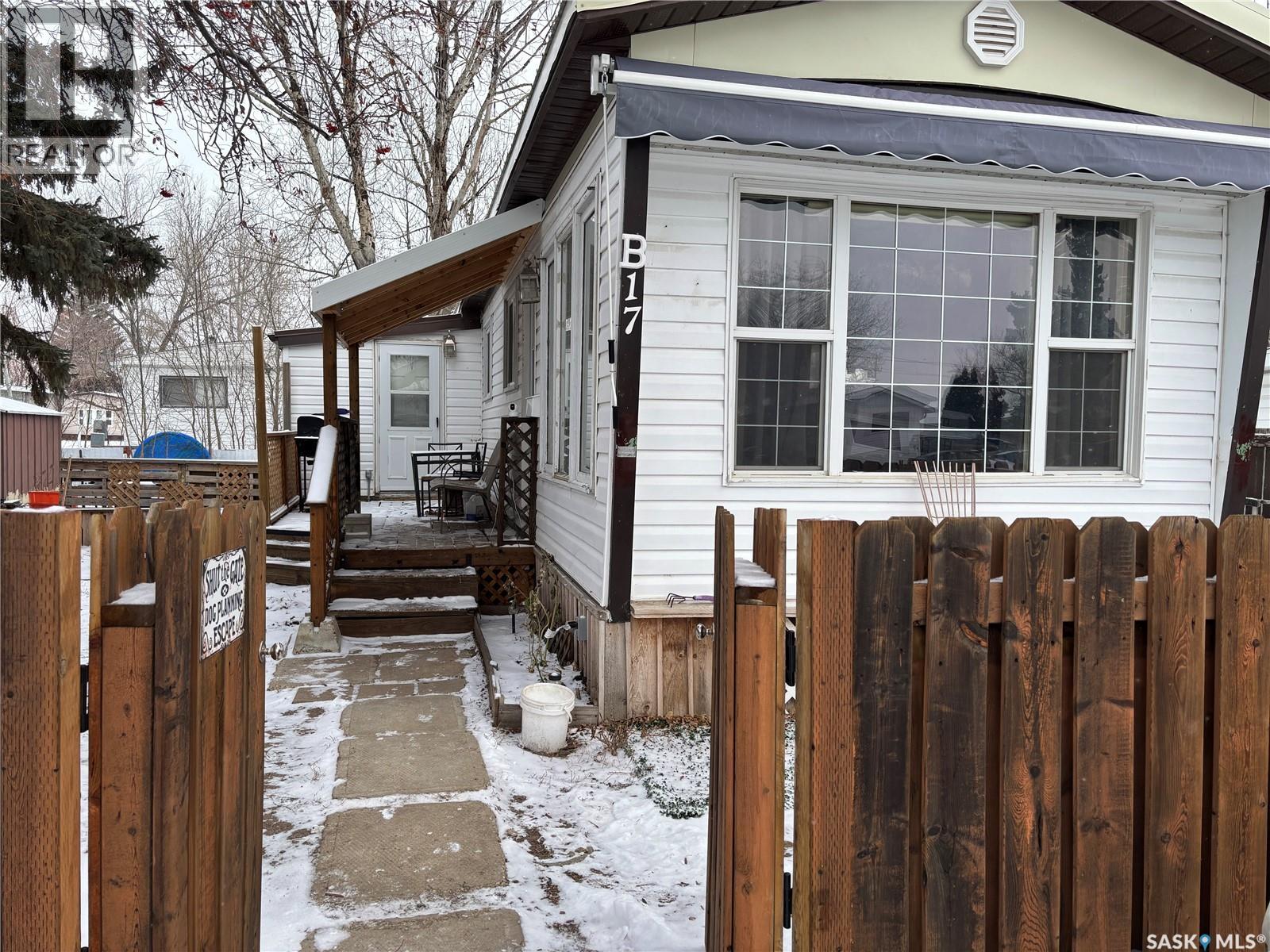 B17 1455 9th AVENUE NE