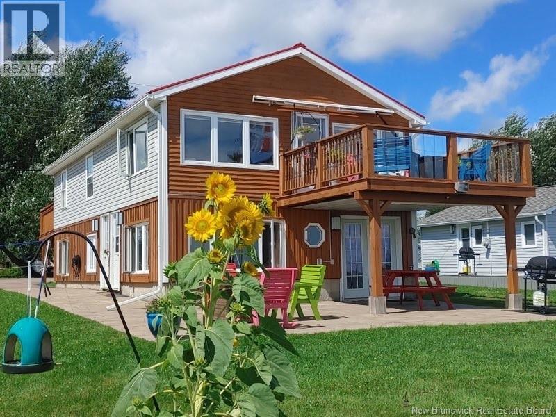 2 De La Mer Boulevard