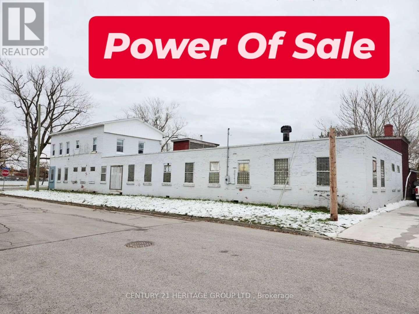 203 NIAGARA BOULEVARD