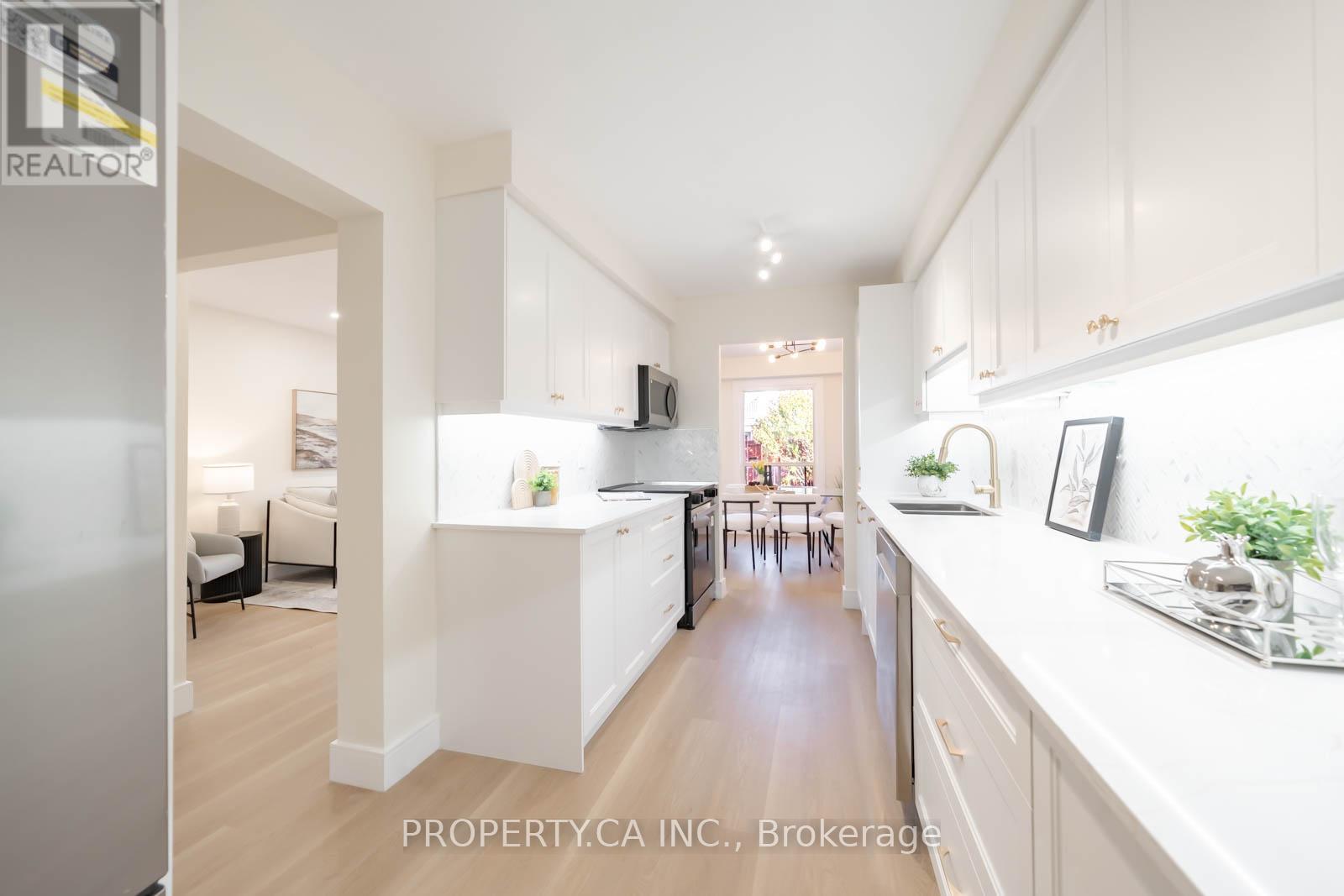 23 - 3430 BRANDON GATE DRIVE