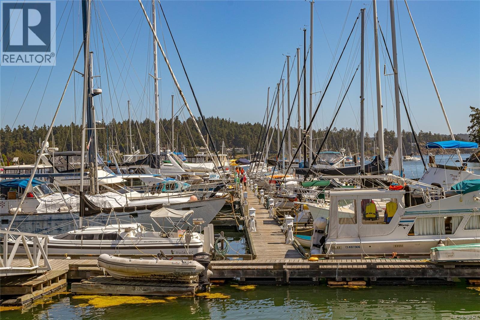 108 2040 White Birch Rd