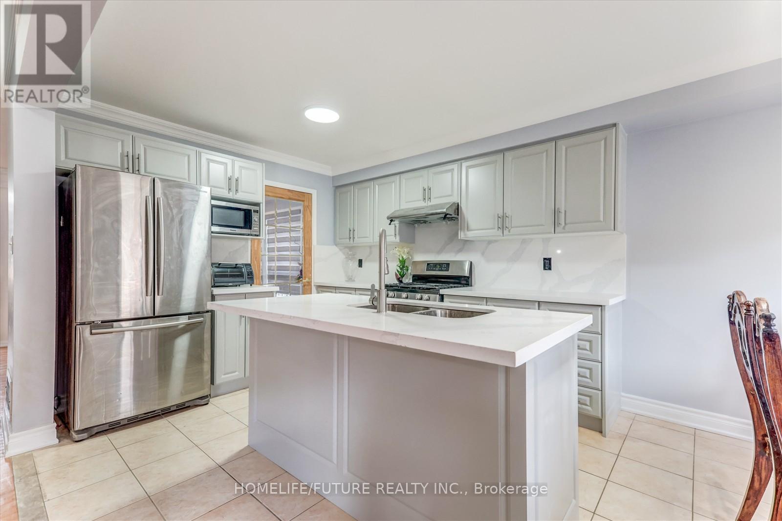 69 HEATHERDALE DRIVE