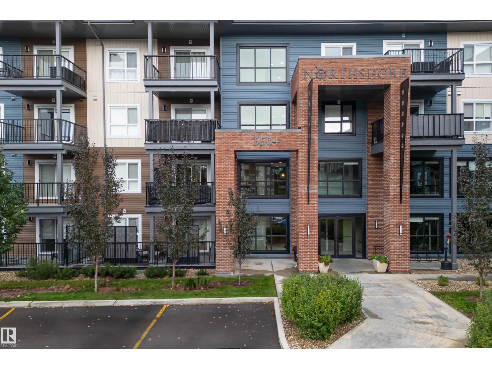 #121 5504 SCHONSEE DR NW