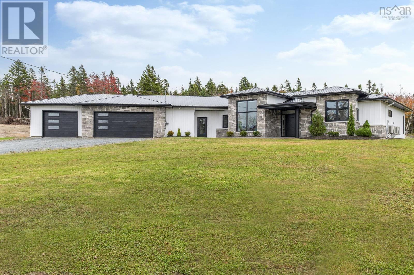 64 Shady Vista Drive