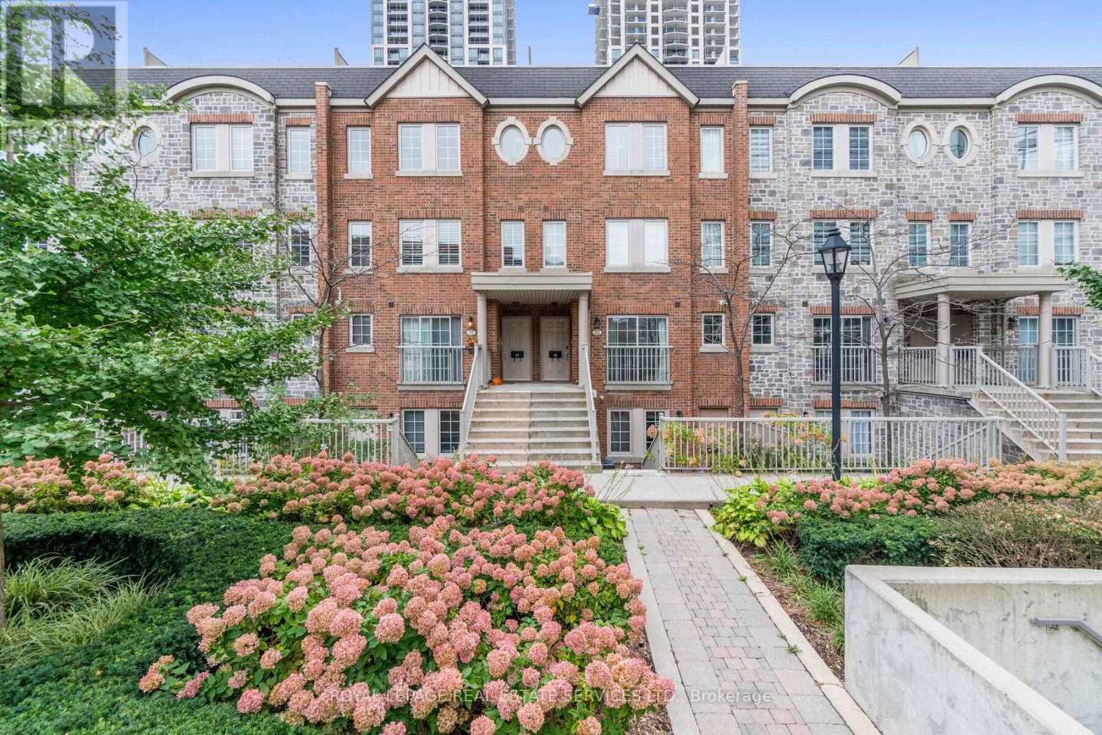 79 - 9 WINDERMERE AVENUE