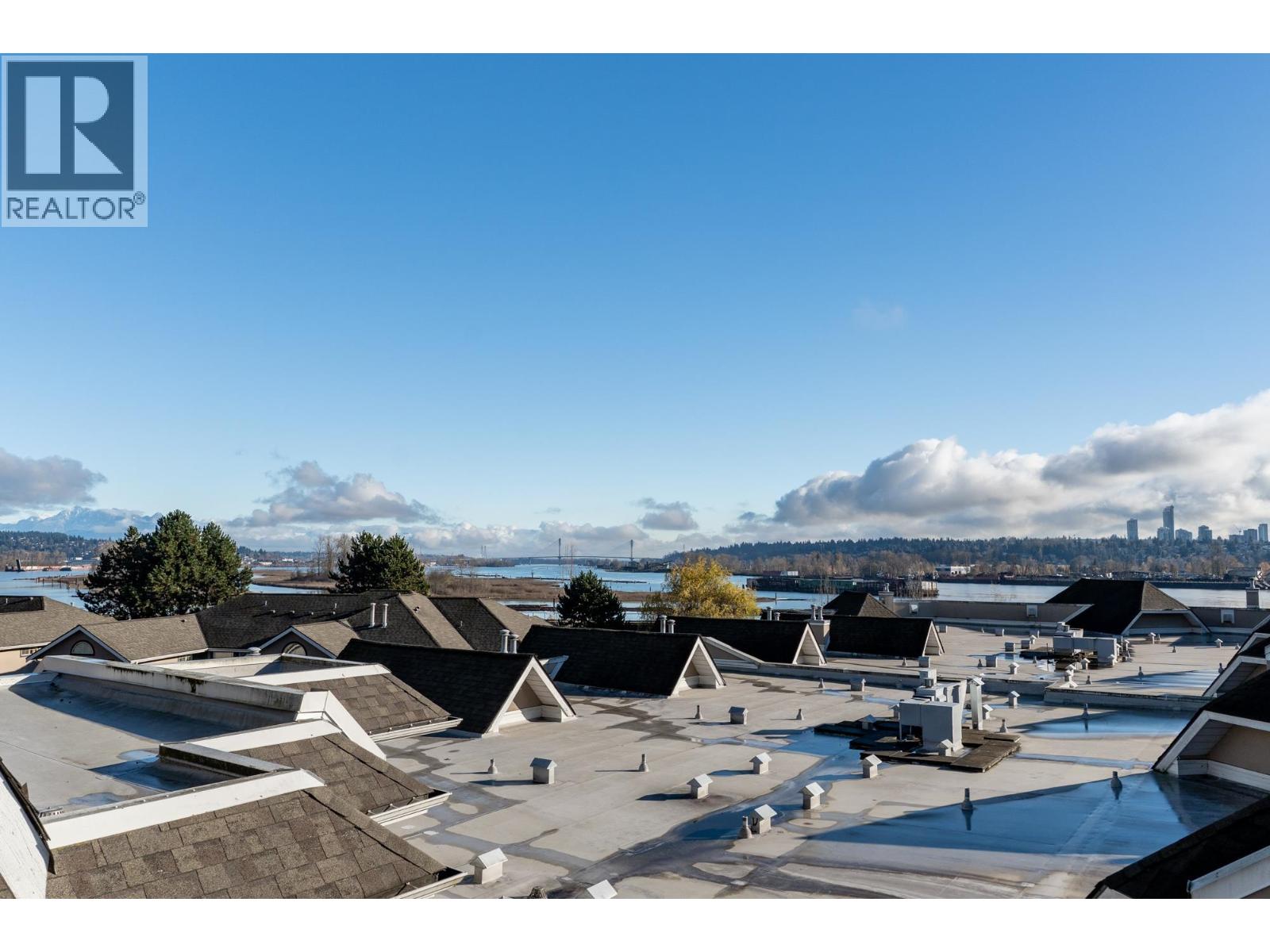 401 25 RICHMOND STREET