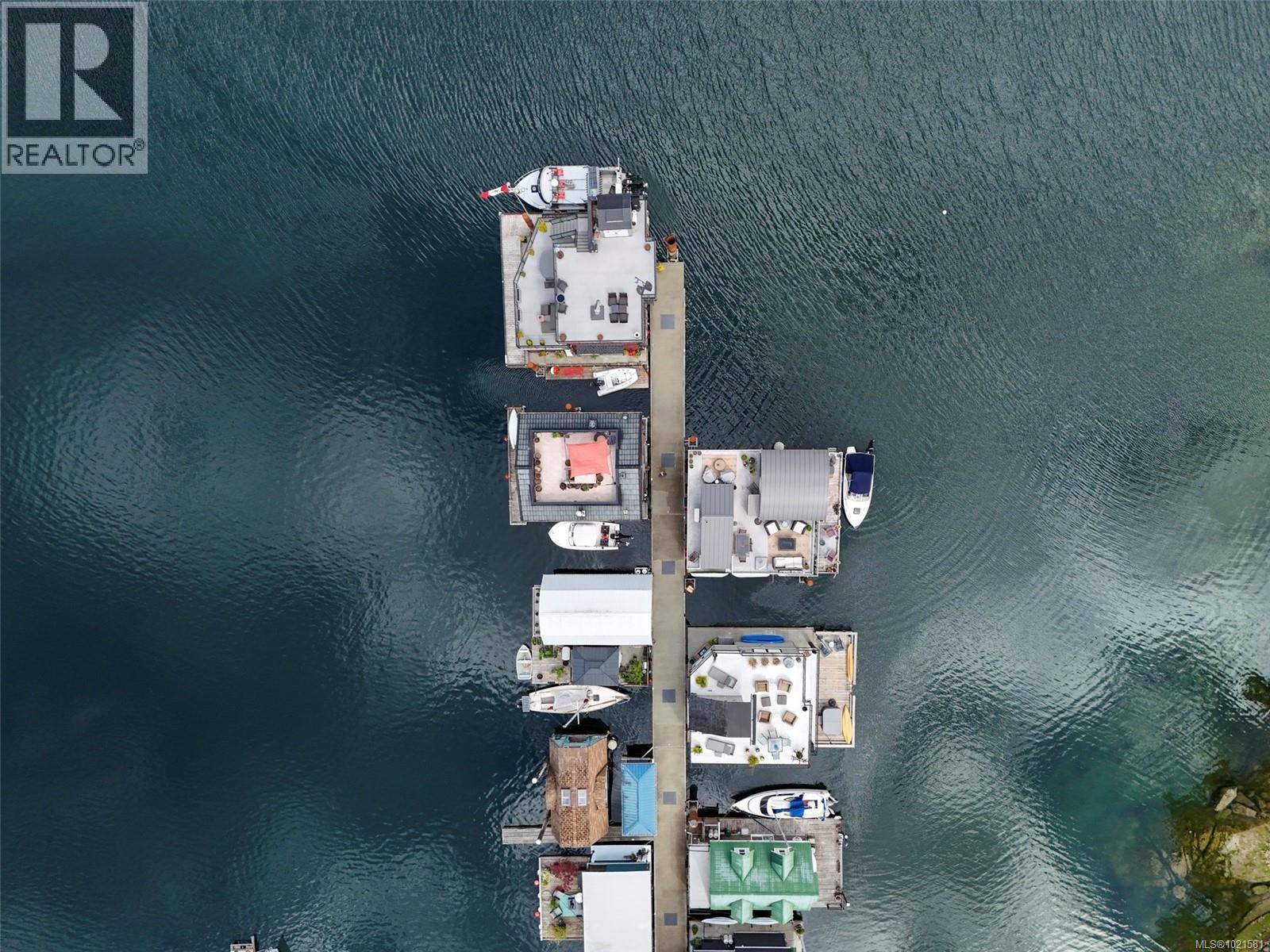 J17 6145 Genoa Bay Rd