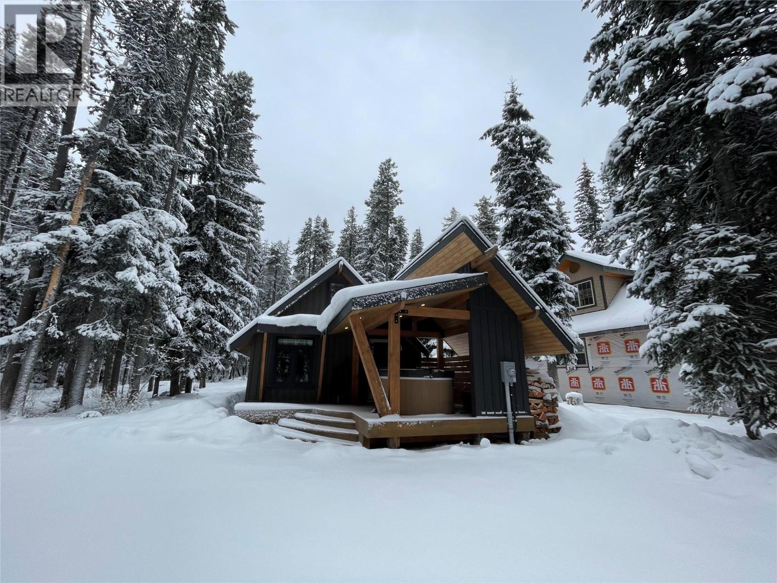 1166 APEX MOUNTAIN Road