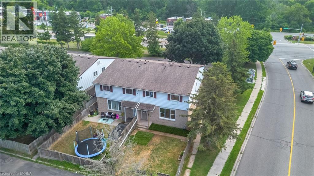 34 OAKHILL Drive Unit# 20B