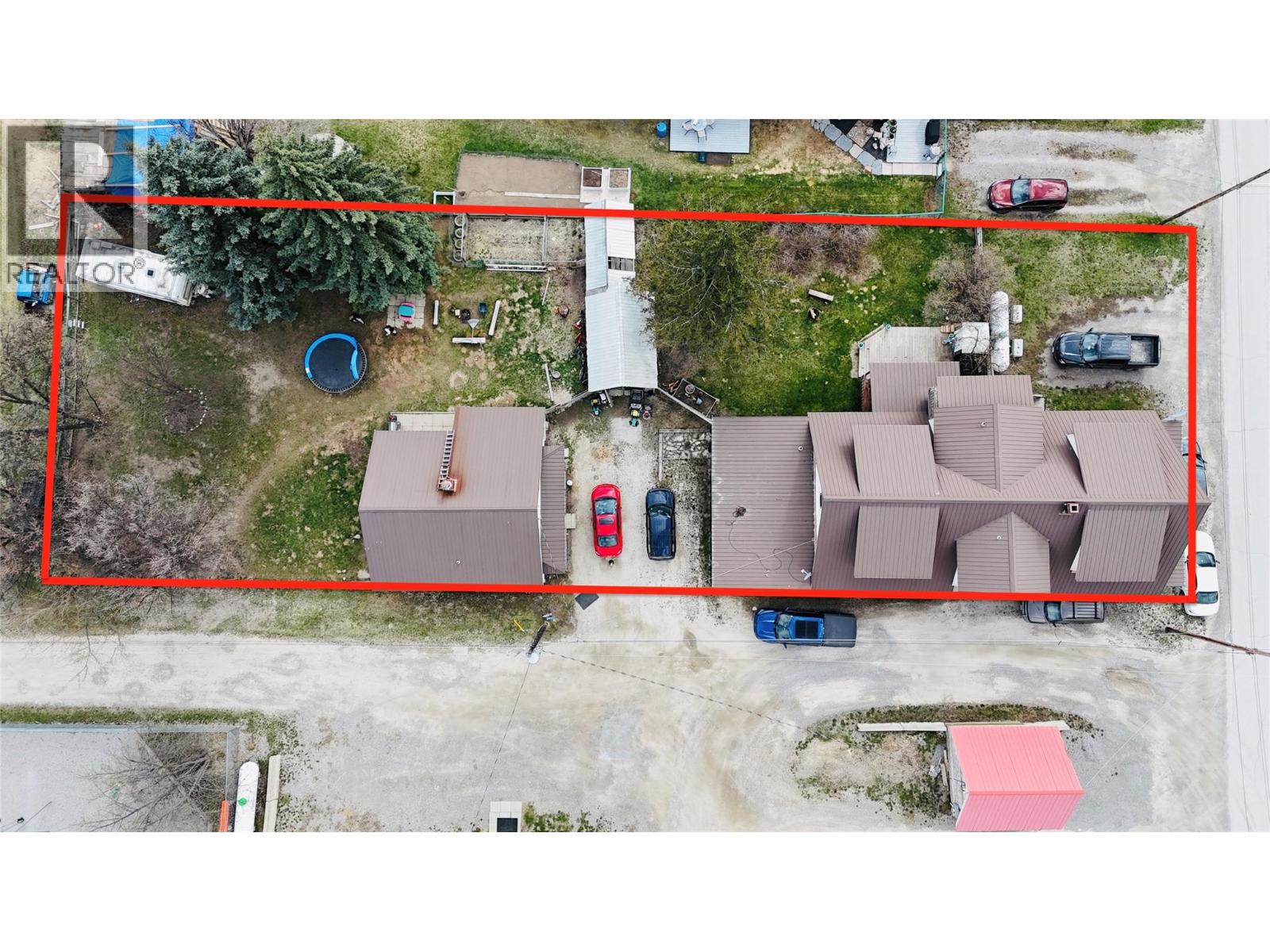 5744 VERMILLION Street