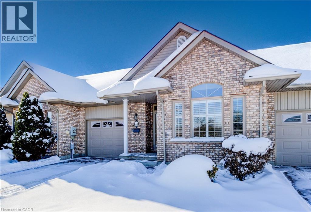 34 LIVINGSTON Boulevard Unit# 15