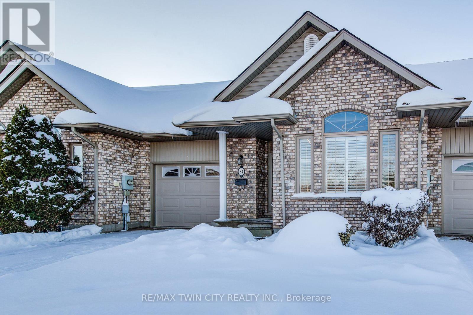 15 - 34 LIVINGSTON BOULEVARD