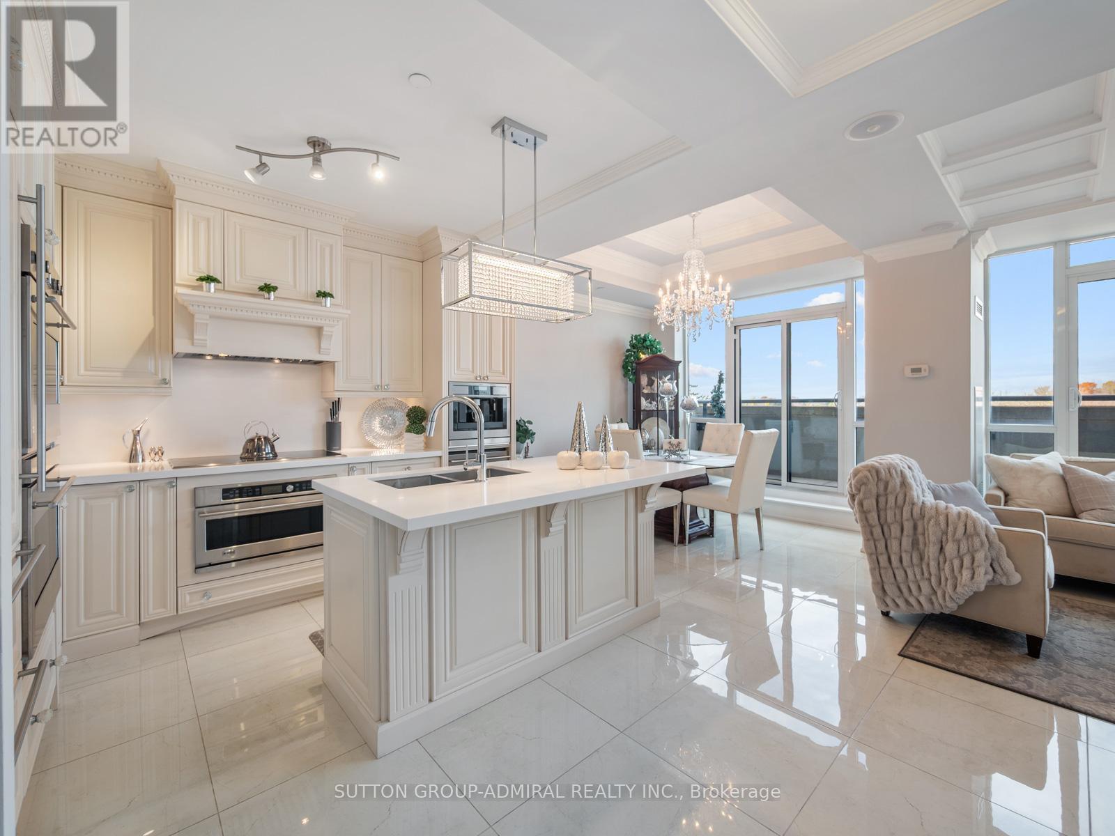 705 - 4700 HIGHWAY 7