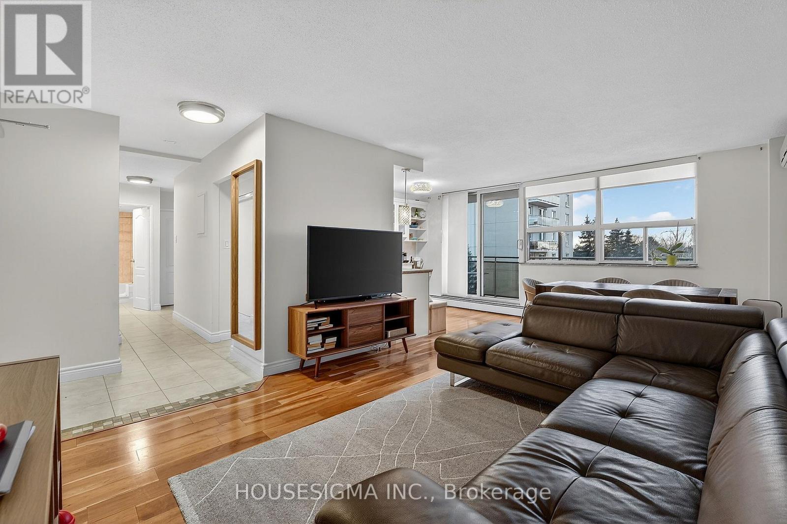 605 - 6390 HUGGINS STREET