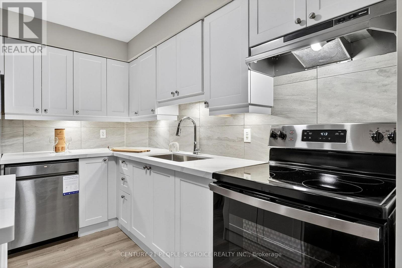 329 - 72 MAIN STREET E