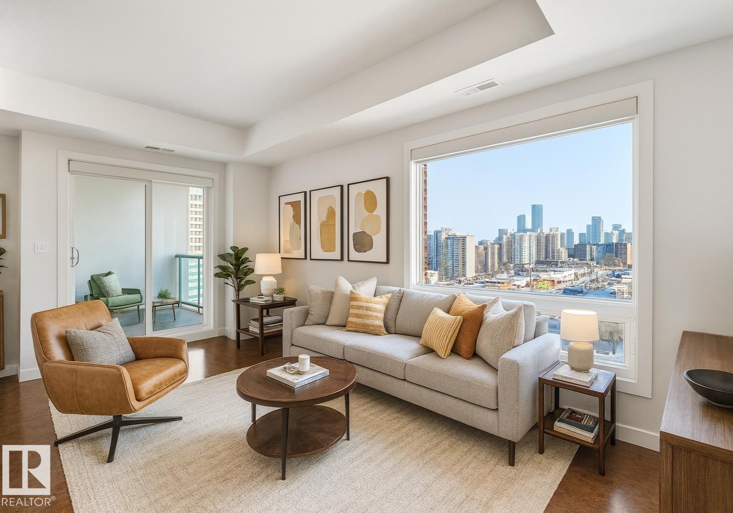 #802 10055 118 ST NW