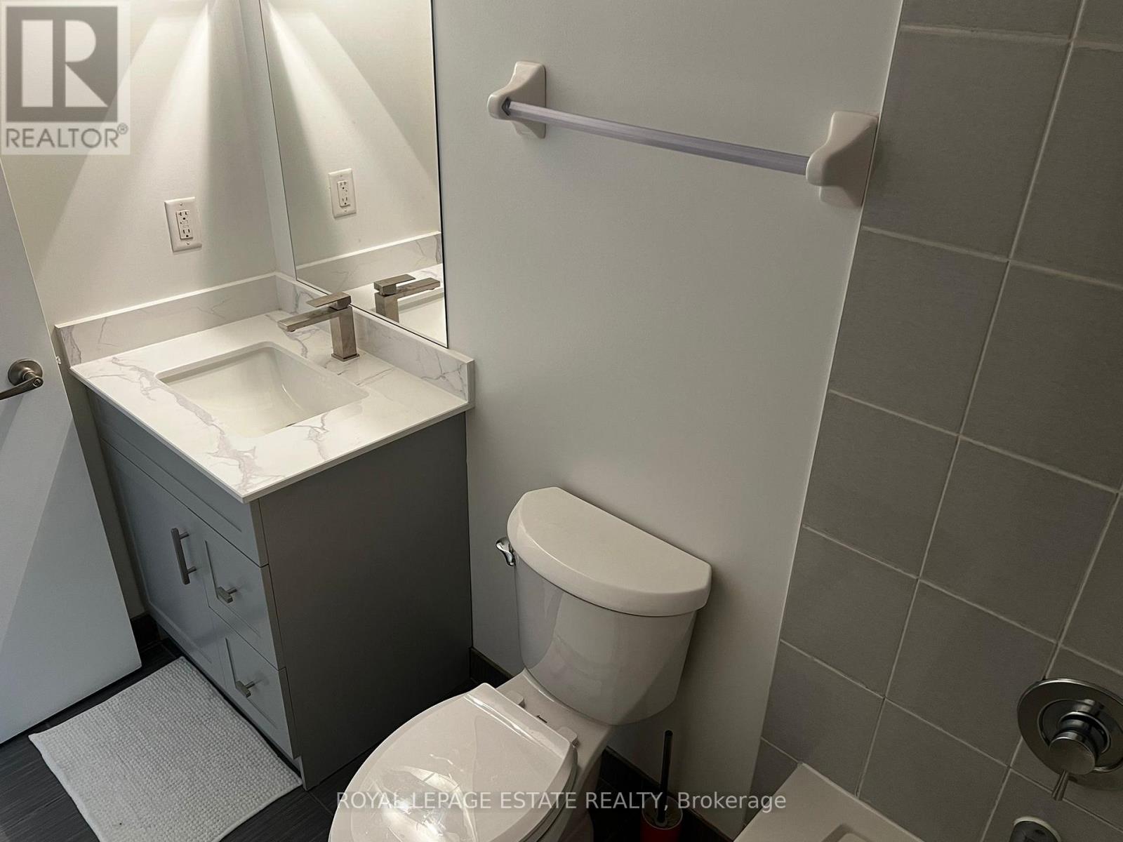 612 - 20 JOE SHUSTER WAY