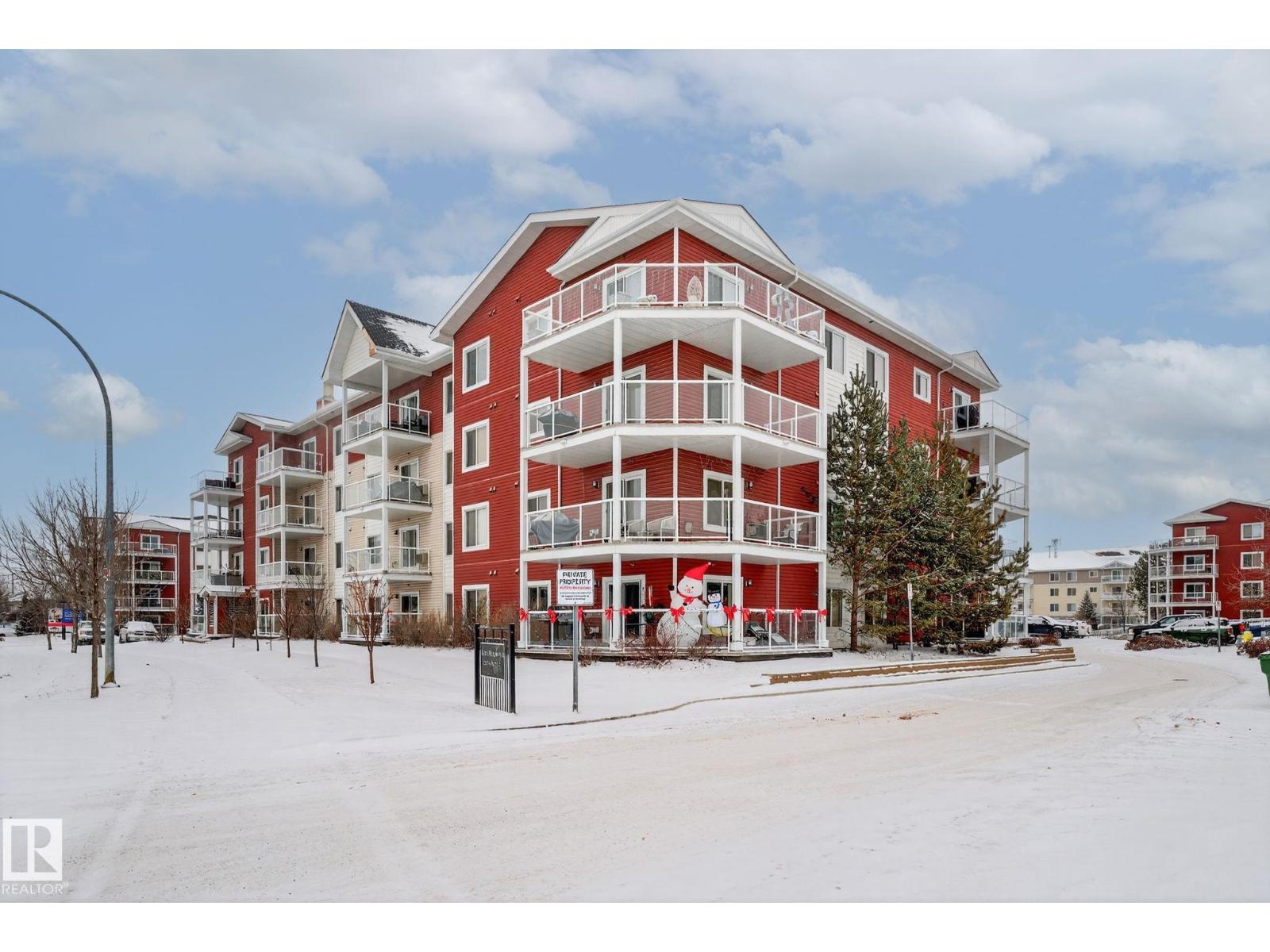 #104 2207 44 AV NW NW