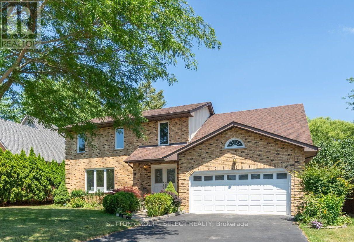 9 ULLSWATER CRESCENT