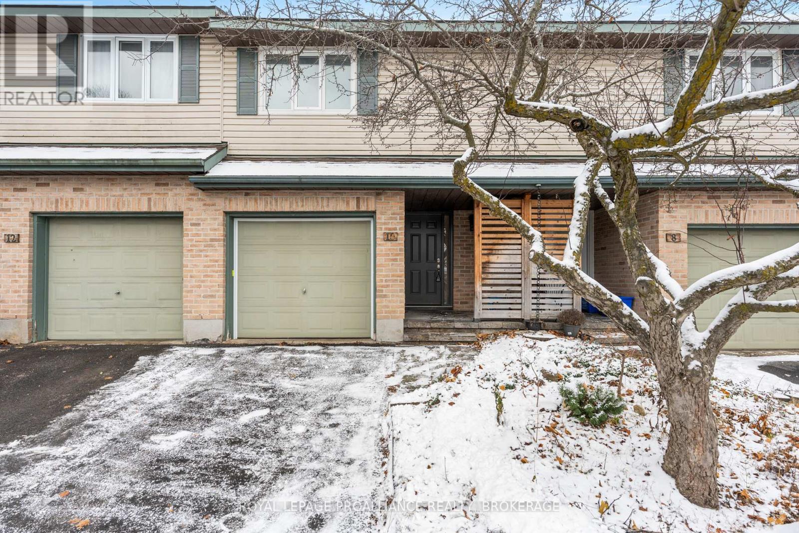 10 - 10 ST PAUL'S PLACE