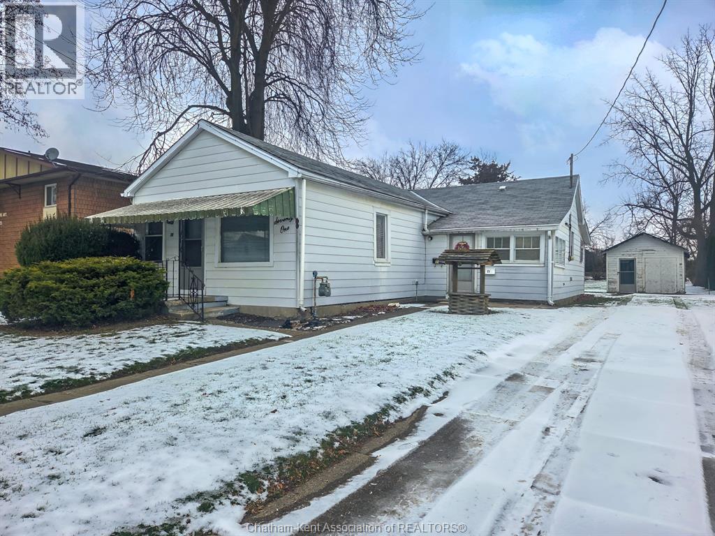 71 Taylor AVENUE North East