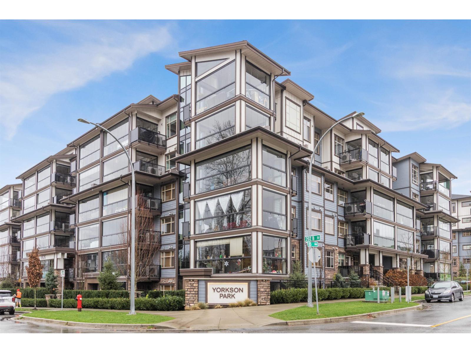 109 8526 202B STREET