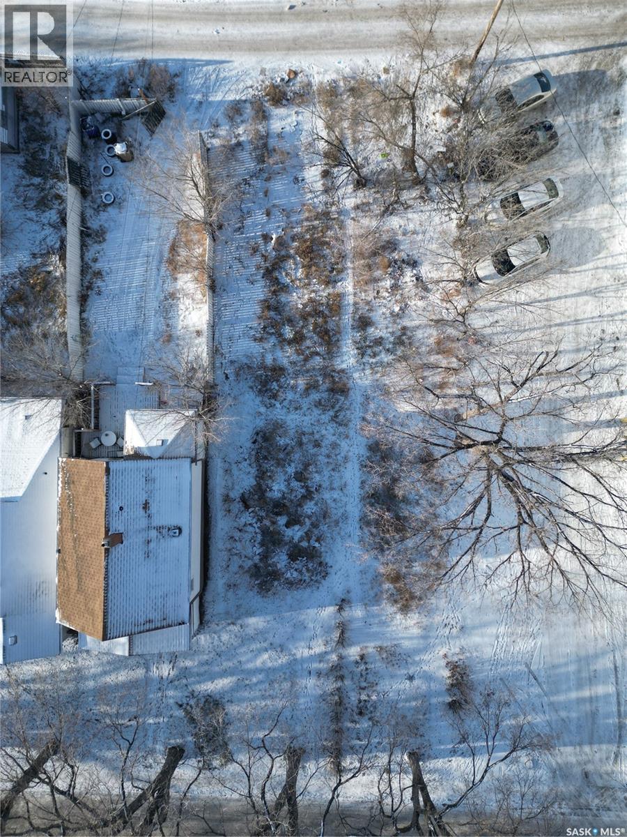 1108 Retallack STREET