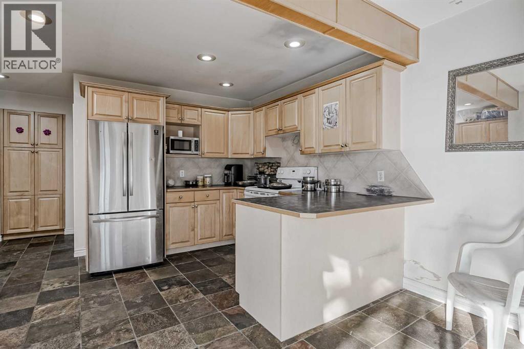 1468 Renfrew Drive NE