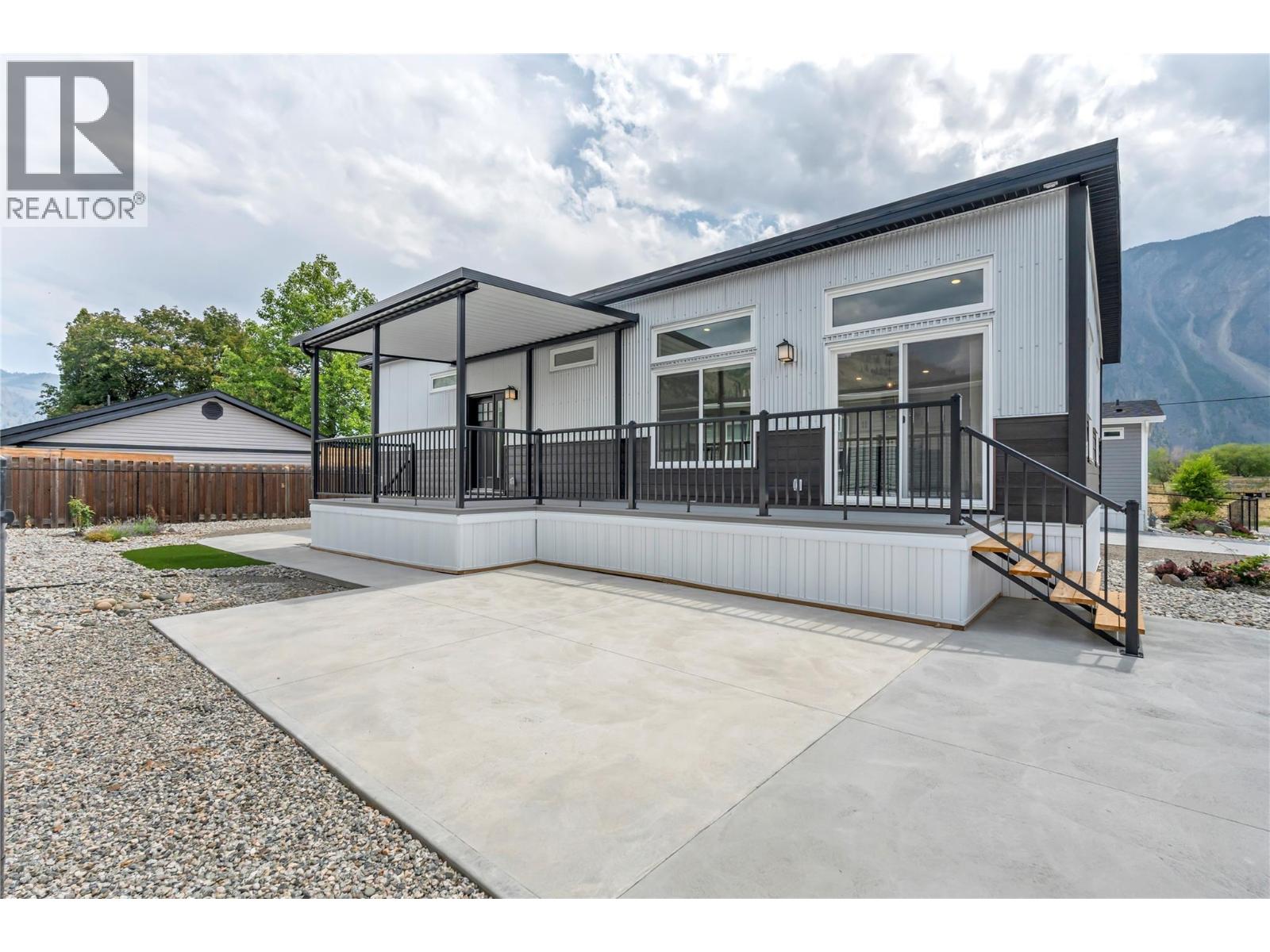 1118 Middle Bench Road Unit# 10