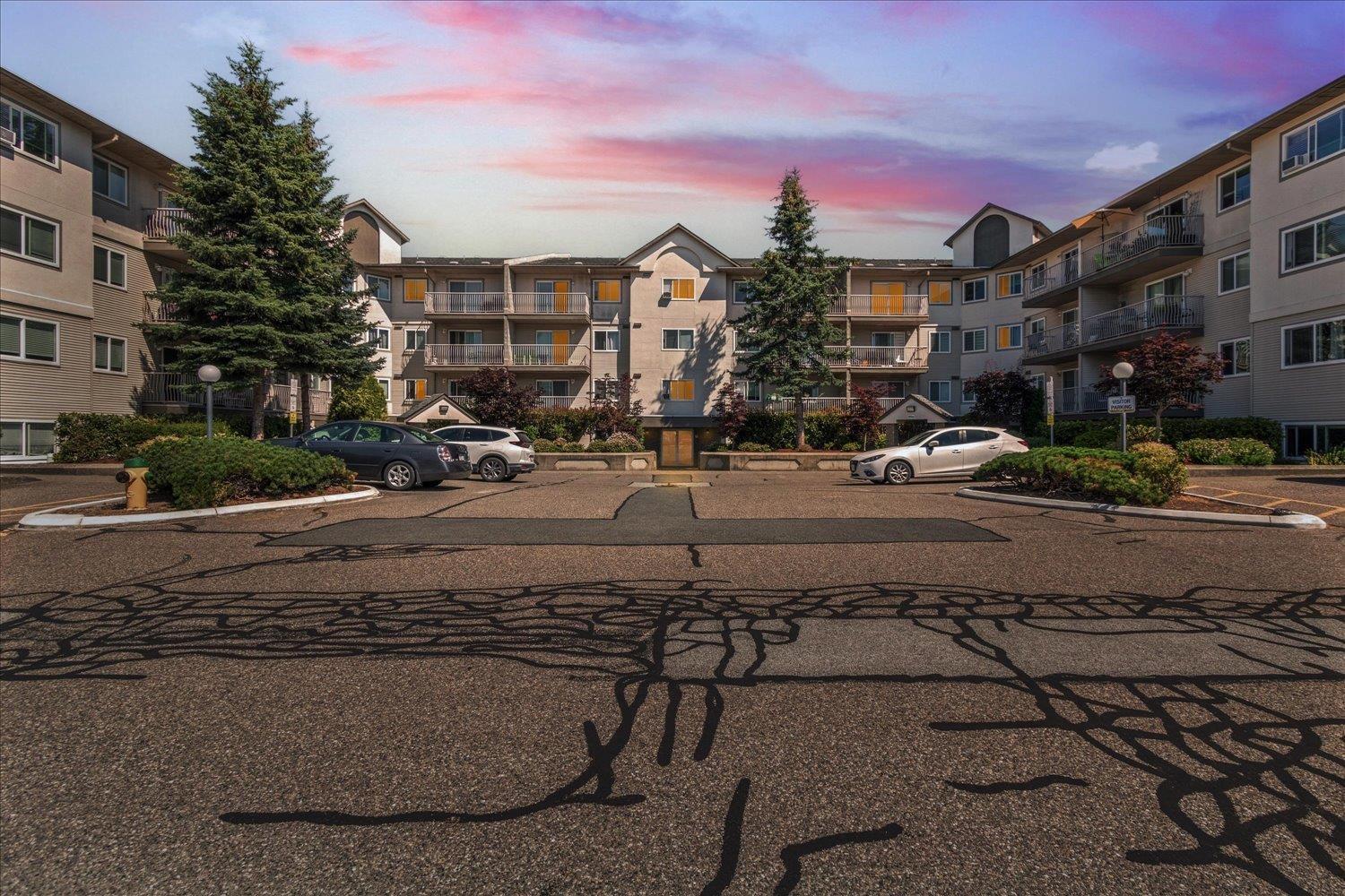 111 7694 EVANS ROAD, Sardis West Vedder