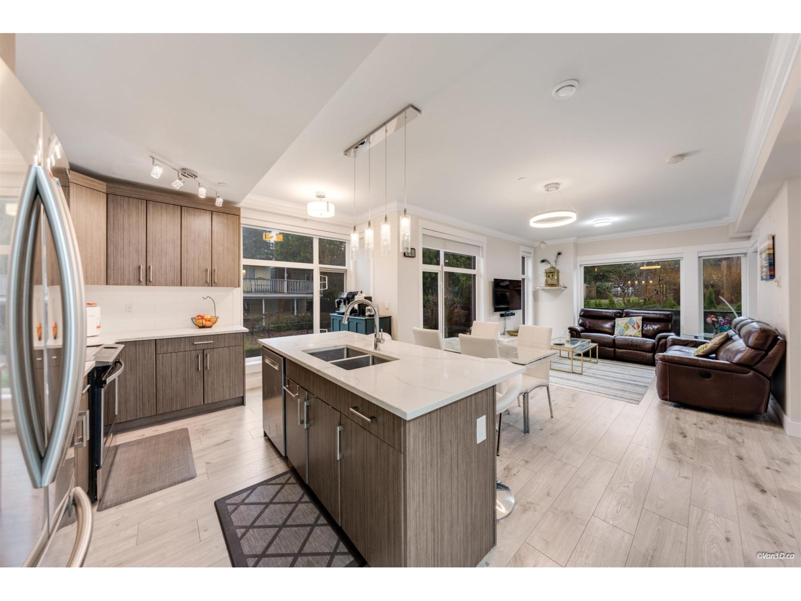 207 13799 101 AVENUE