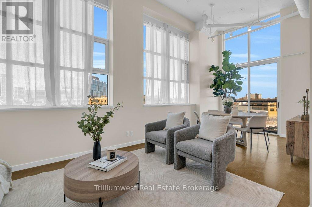 524 - 410 KING STREET W