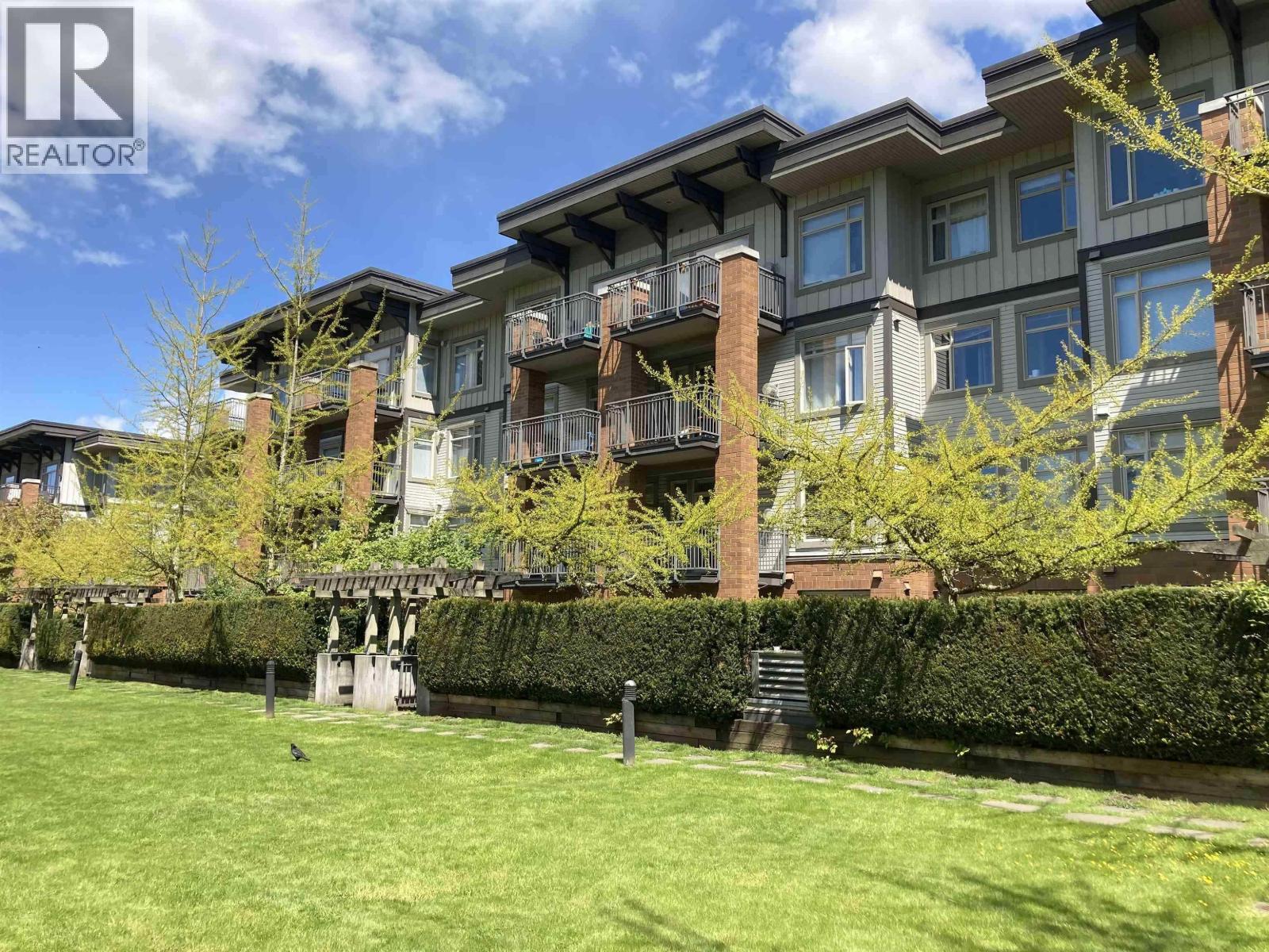 208 2280 WESBROOK MALL