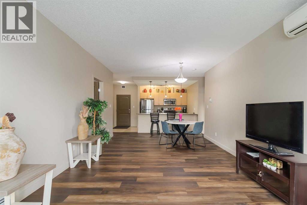 212, 136A Sandpiper Road